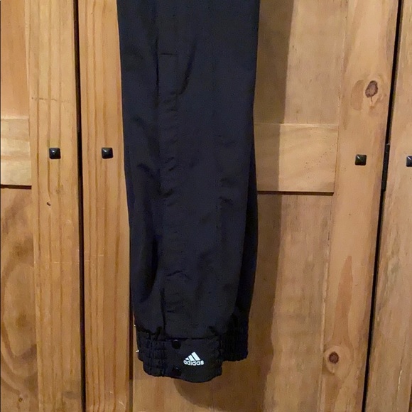 SOLD ✅ ADIDAS - Picture 4 of 10